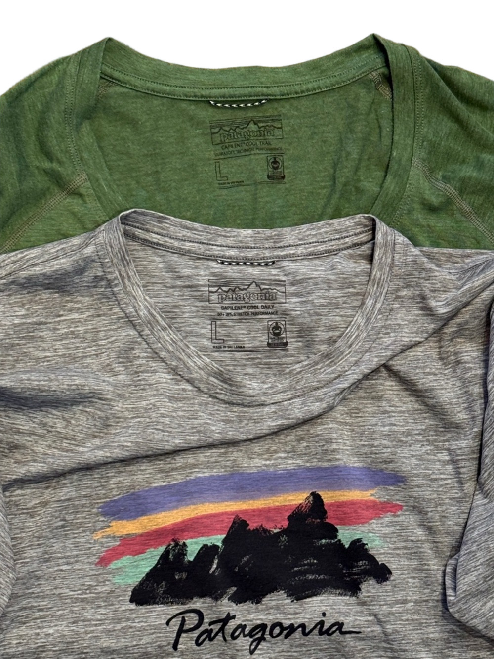 Patagonia Women's T-Shirt Bundle | Daily Graphic + Capilene® Cool Trail | Large - Picture 4 of 8